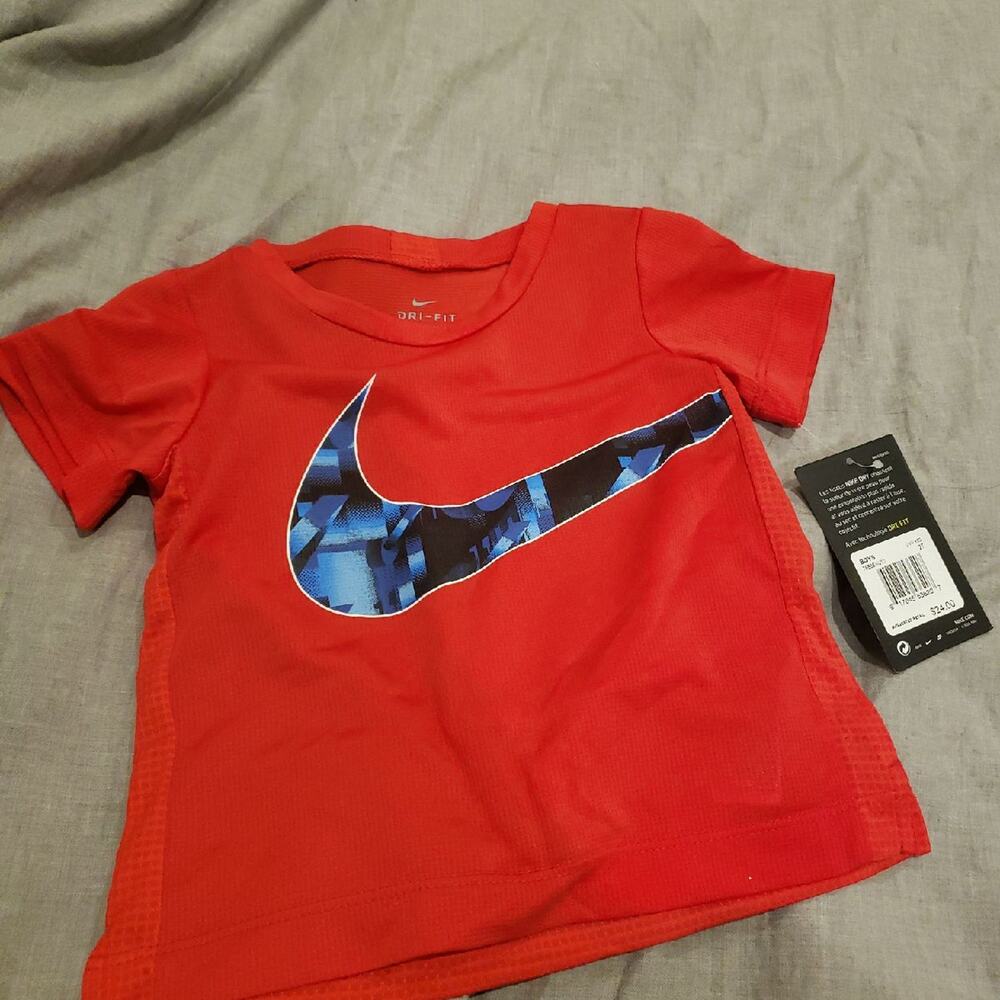 NWT Nike Boys 1-2 Years Dri-FIT Red Graphic Swoosh Athletic T-Shirt